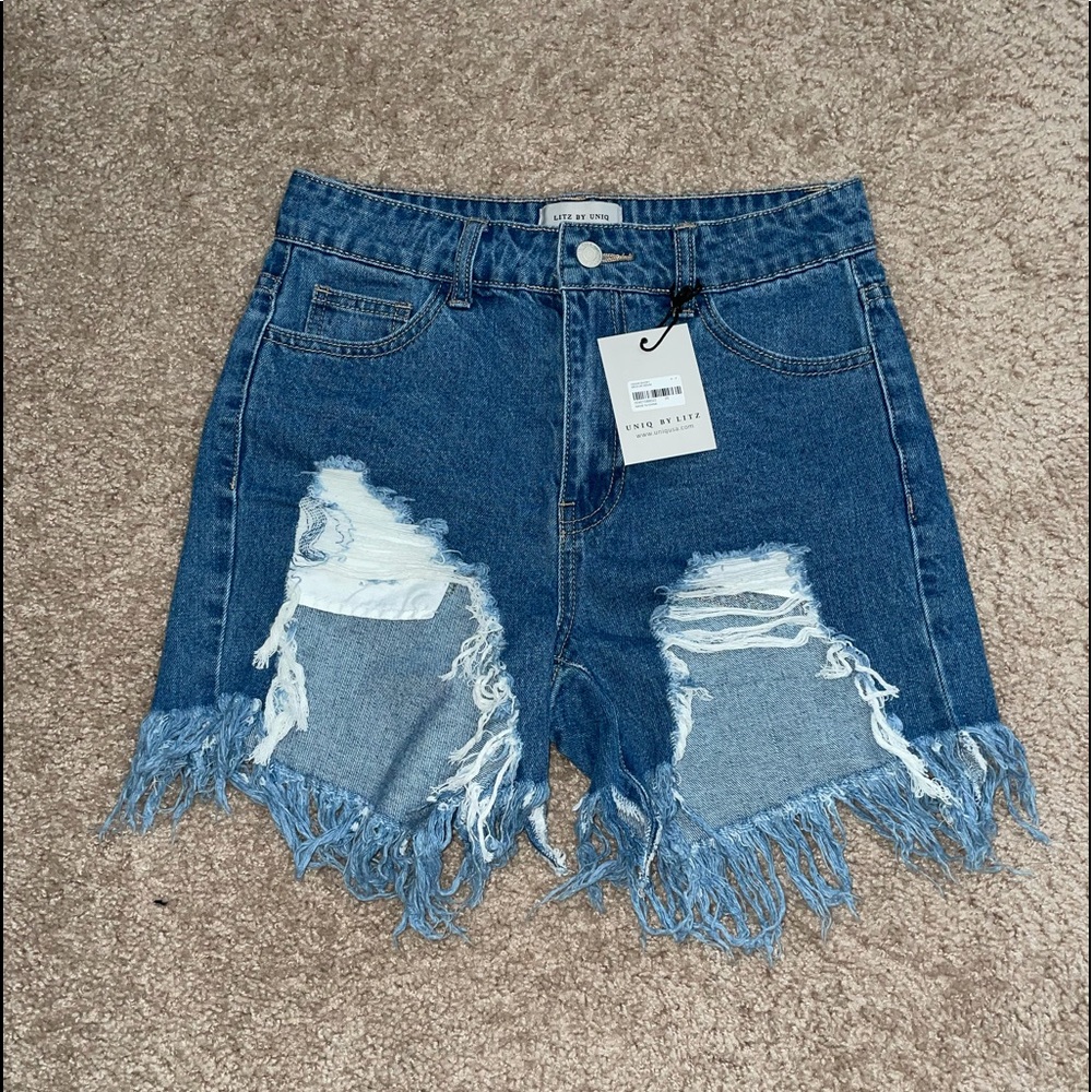High waisted frayed shorts